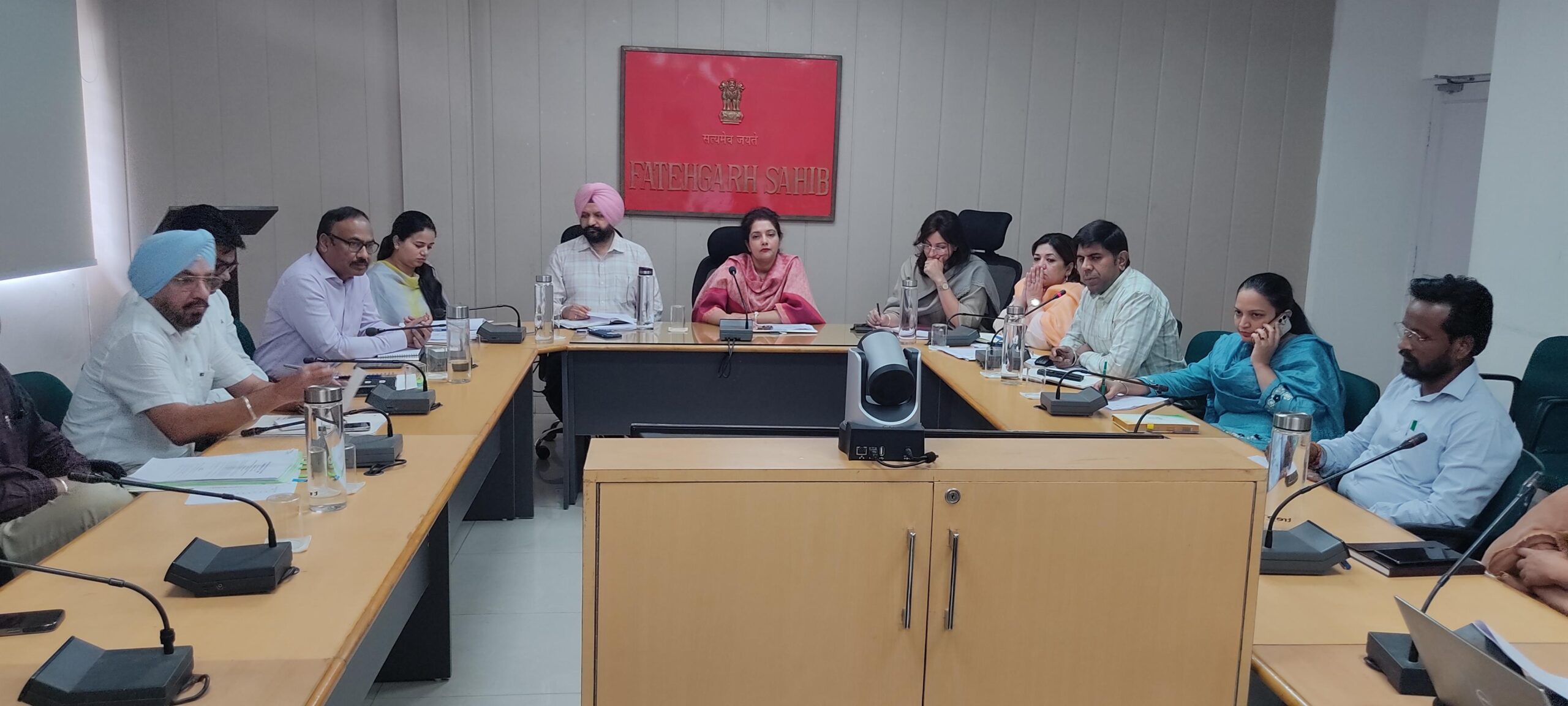 ਨਗਰ ਕੌਂਸਲ ਸਰਹਿੰਦ-ਫਤਹਿਗੜ੍ਹ ਸਾਹਿਬ, ਮੰਡੀ ਗੋਬਿੰਦਗੜ੍ਹ, ਬਸੀ ਪਠਾਣਾ ਅਤੇ ਨਗਰ ਪੰਚਾਇਤ ਖਮਾਣੋਂ ਦੇ 80 ਵਾਰਡਾਂ ਲਈ ਹੋਣਗੀਆਂ ਚੋਣਾਂ : ਡਾ. ਸੋਨਾ ਥਿੰਦ Dc fatehgarh sahib